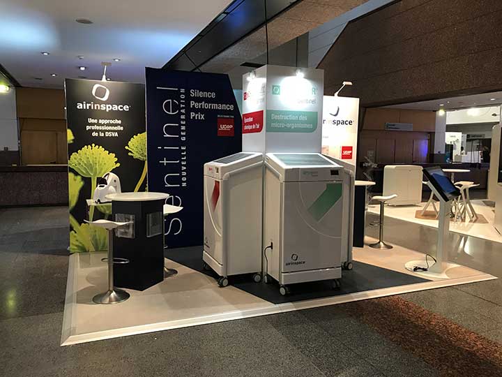 Conception et fabrication d'un stand Le Transversale pour le congrès SF2H au corum de Montpellier.